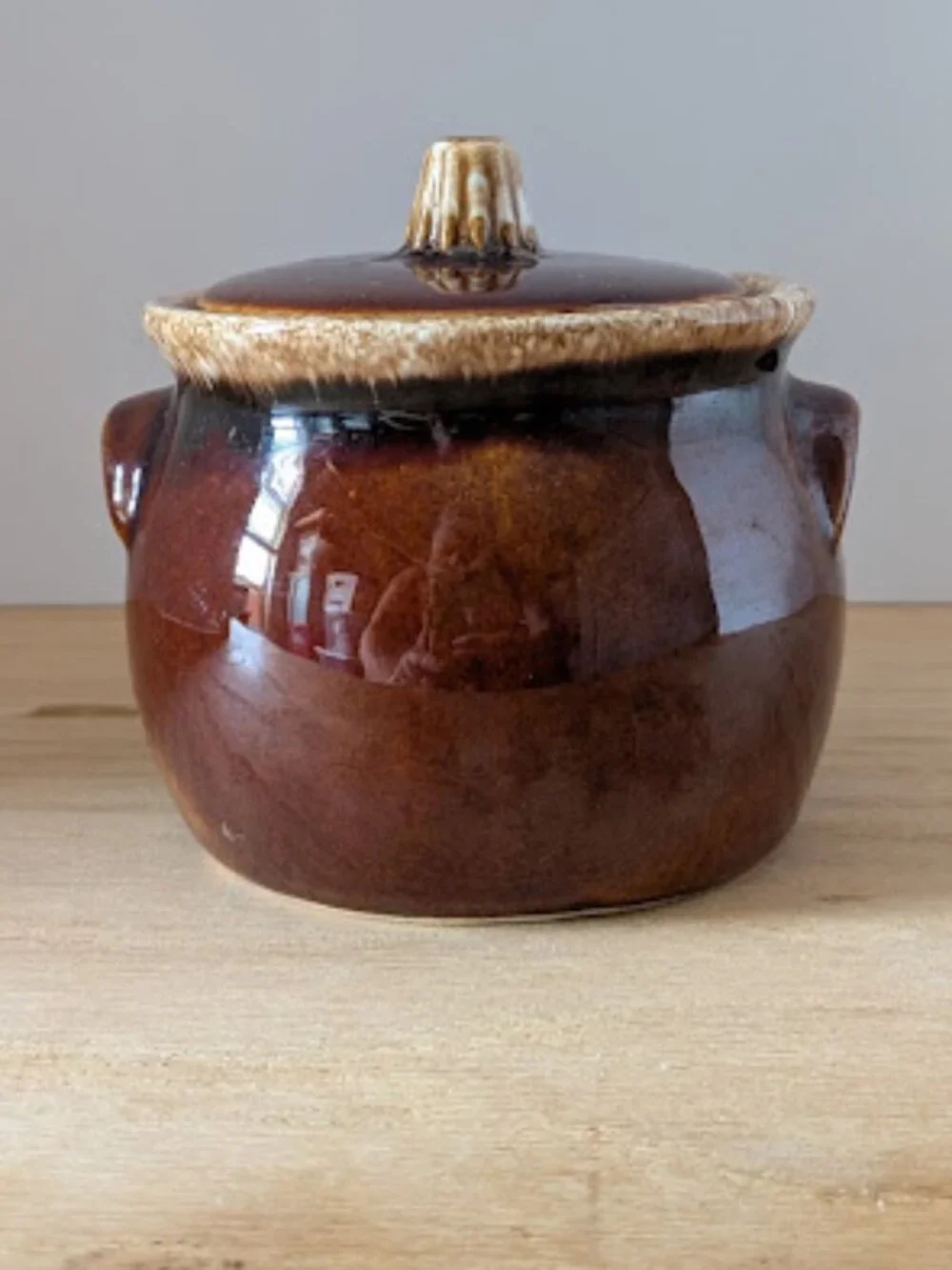 Hull Pottery Brown Drip Glaze Bean Pot/Sugar Bowl w/Lid